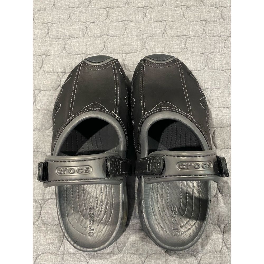 Men’s Crocs Comfort Swiftwater Black Leather Clogs.  Size 9